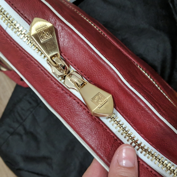 Pour La Victoire leather handbag - Picture 4 of 17